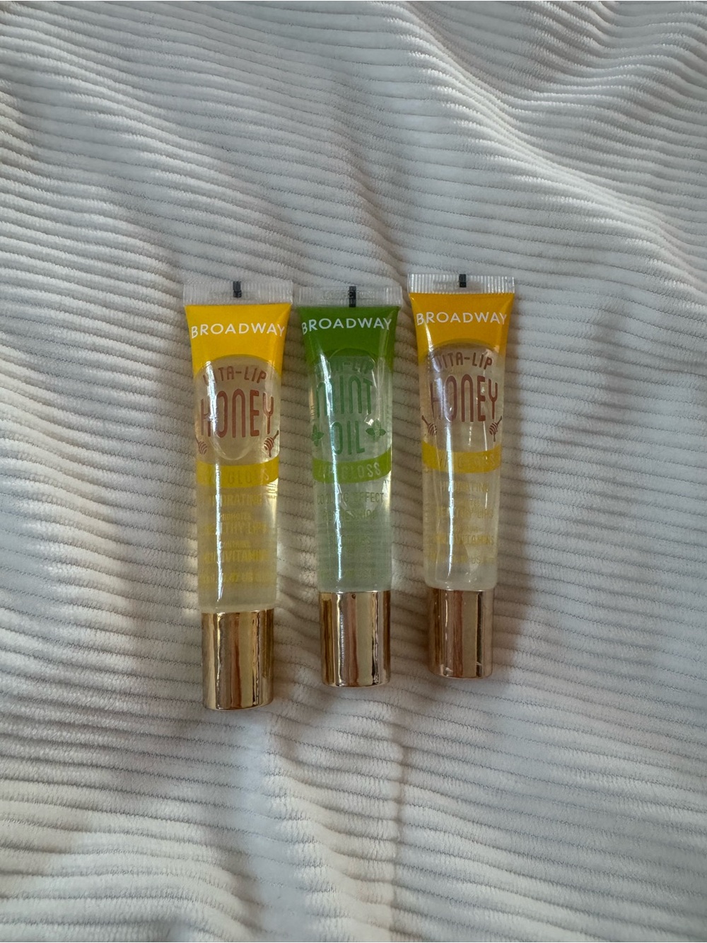 Extra-Lip Honey Lip Gloss – Clear
Extra-Lip Mint Lip Gloss - Clear
SEAL IS ON